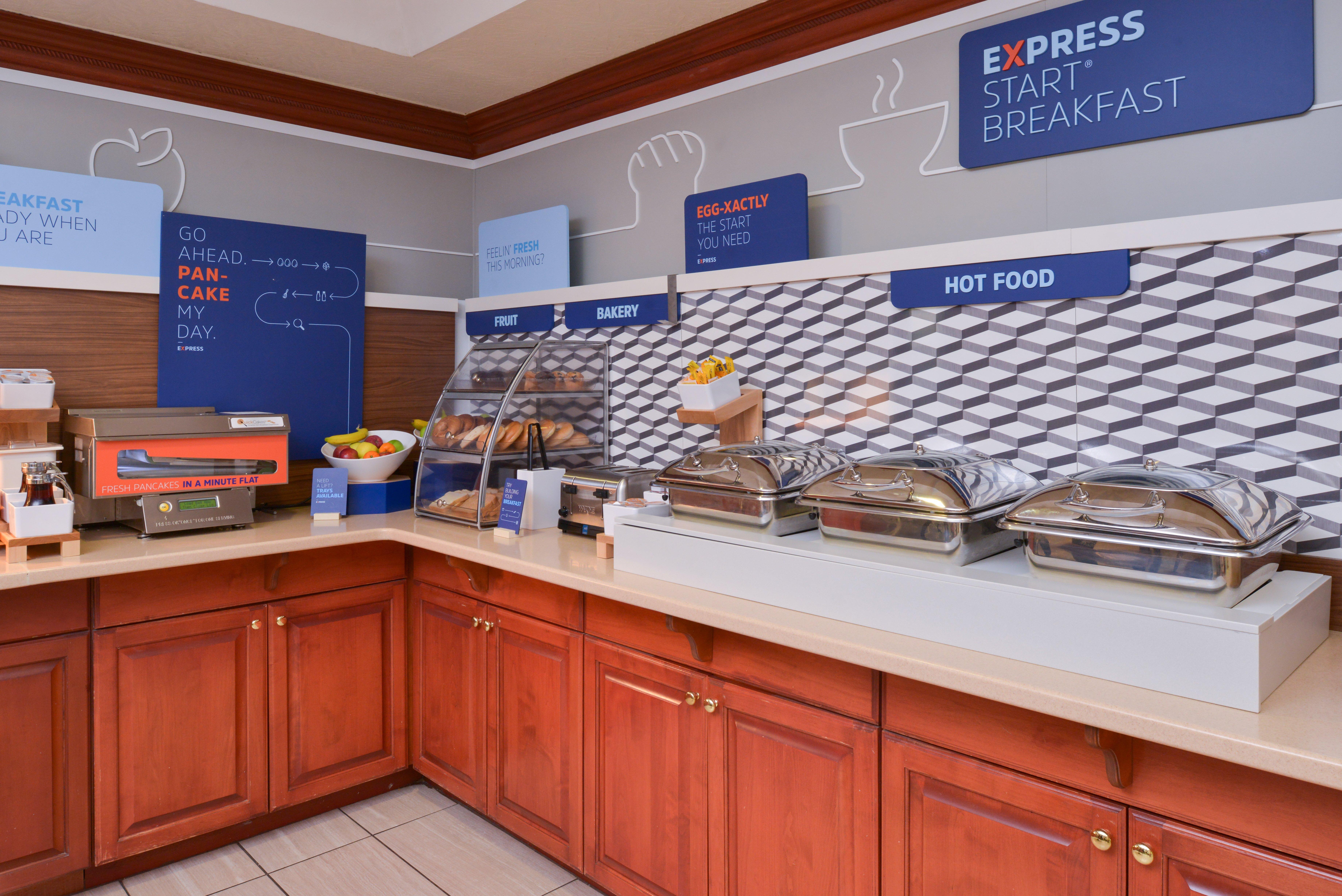 Holiday Inn Express Campbellsville By Ihg Esterno foto