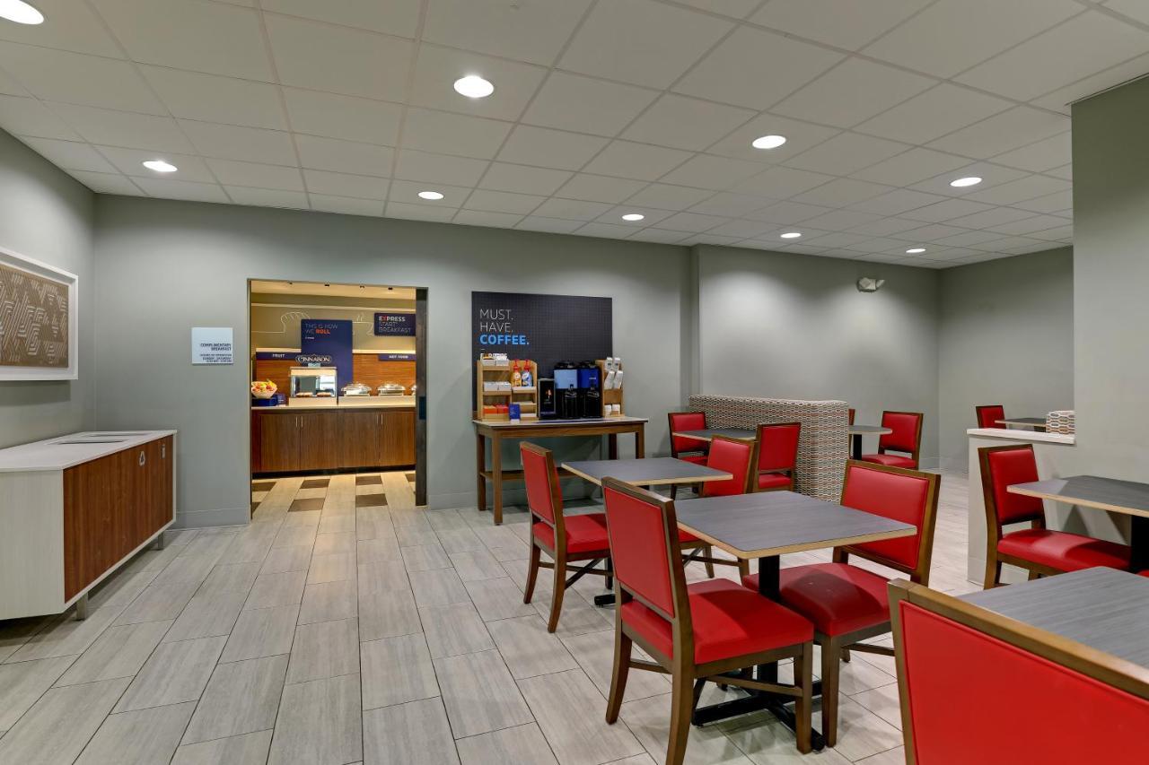 Holiday Inn Express Campbellsville By Ihg Esterno foto