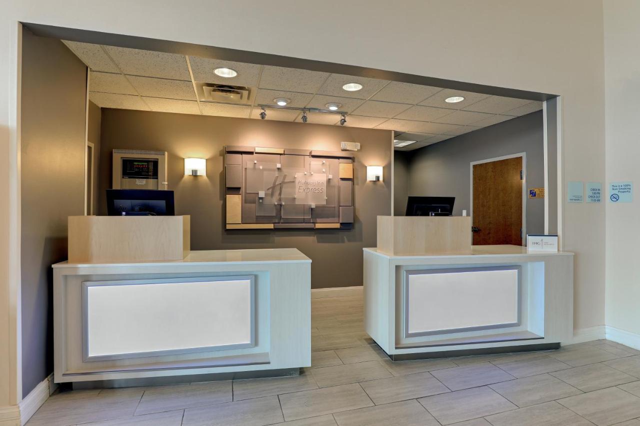 Holiday Inn Express Campbellsville By Ihg Esterno foto