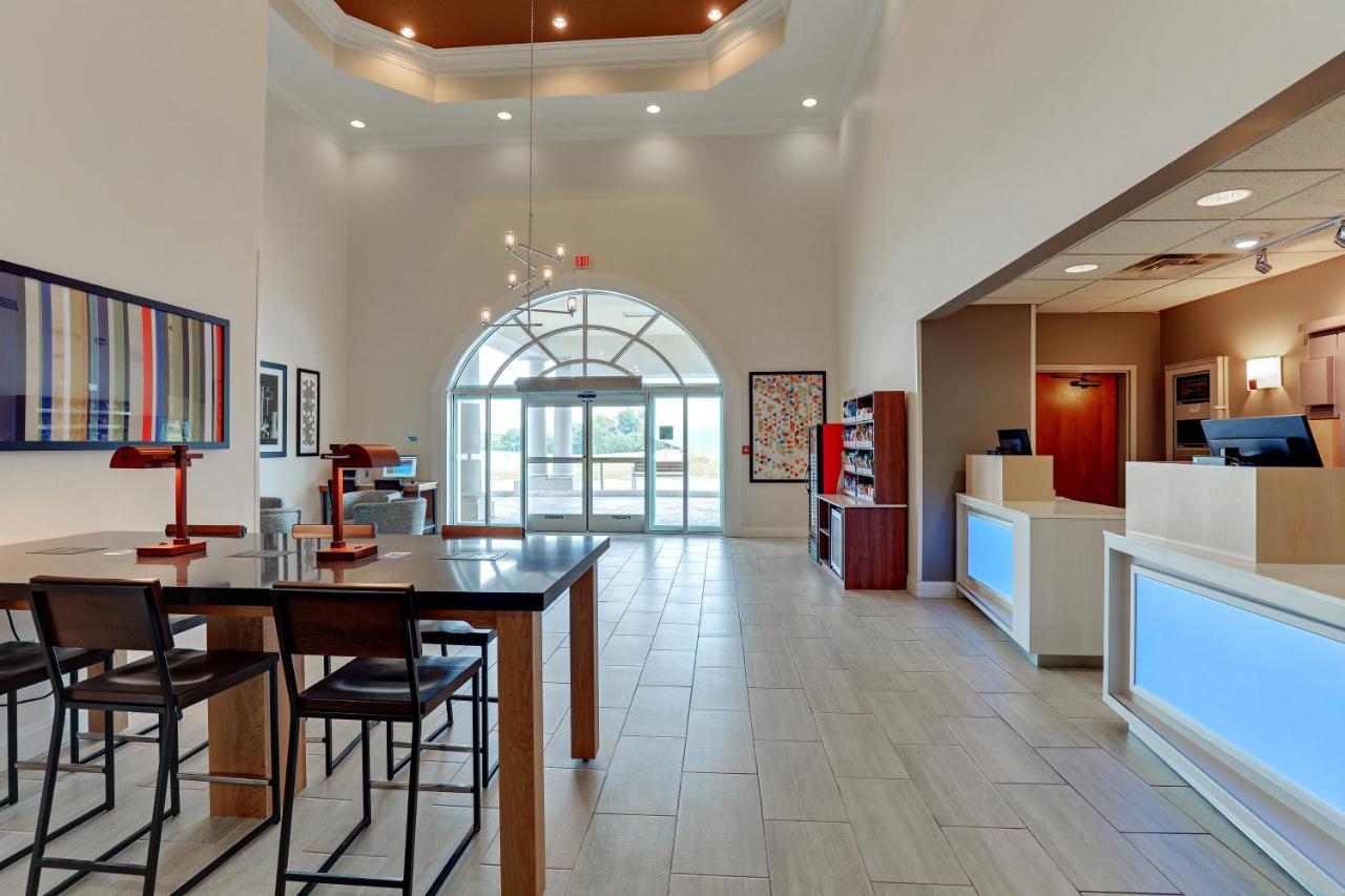 Holiday Inn Express Campbellsville By Ihg Esterno foto