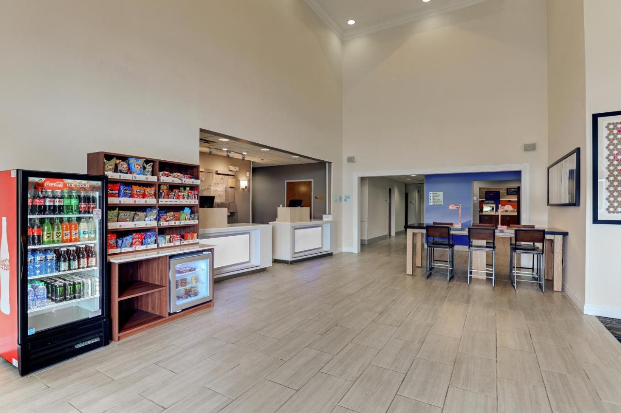Holiday Inn Express Campbellsville By Ihg Esterno foto
