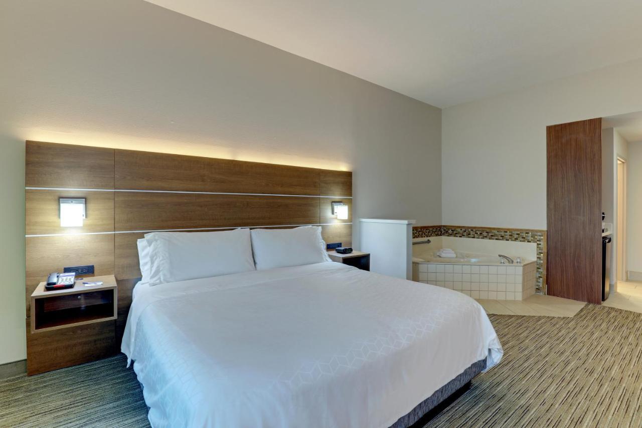 Holiday Inn Express Campbellsville By Ihg Esterno foto